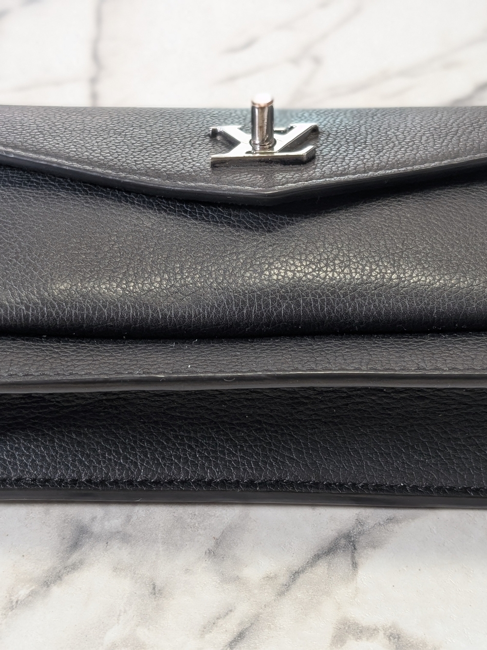Authentic Louis Vuitton Mylockme Chain Pochette Crossbody woc - Picture 7 of 13